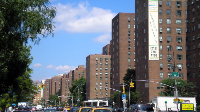 Why Stuyvesant Town Is the Perfect Place to Move if You're Young and Single