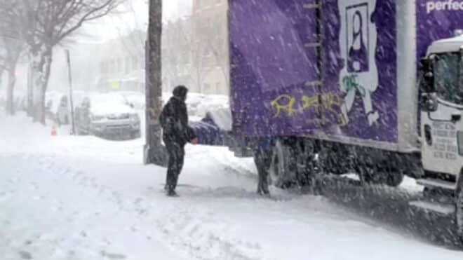 Best and Worst Times of Year to Move in NYC