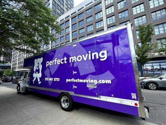 Brooklyn vs. Queens: Neighborhood Moving Challenges Compared